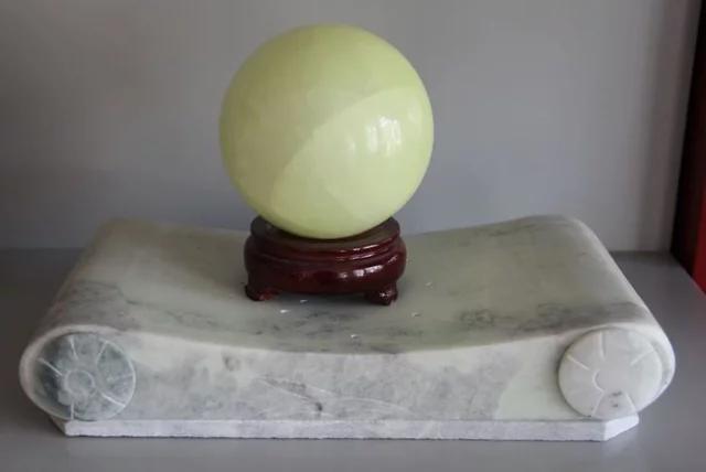 男子挖出价值22亿夜明珠,陕西挖出6吨重夜明珠视频