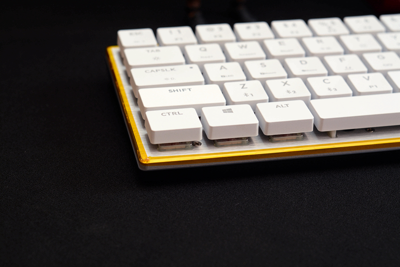 有一种键盘叫仅此一款,酷冷至尊SK621键盘,60%配列、Cherry矮轴