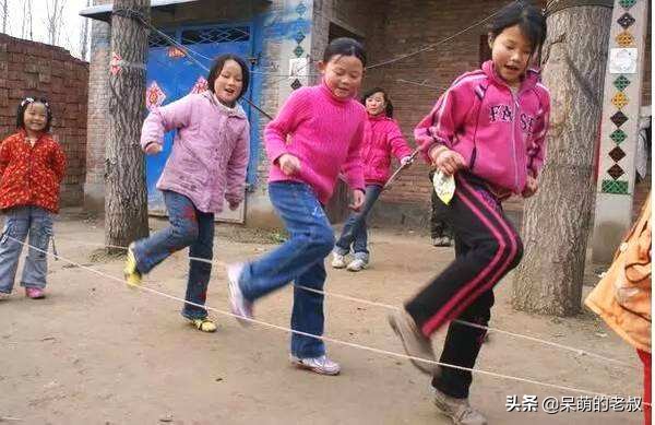 80年代的童年游戏回忆的视频,童年玩过的那些经典游戏