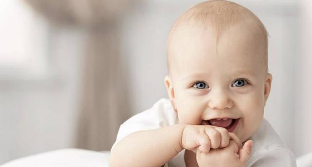 宝宝龋齿怎么注意,四岁宝宝门牙龋齿怎么办