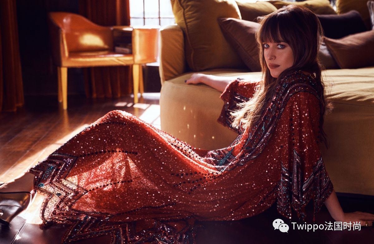 不用瘦成纸片人，身材匀称就是一种大方高级的美