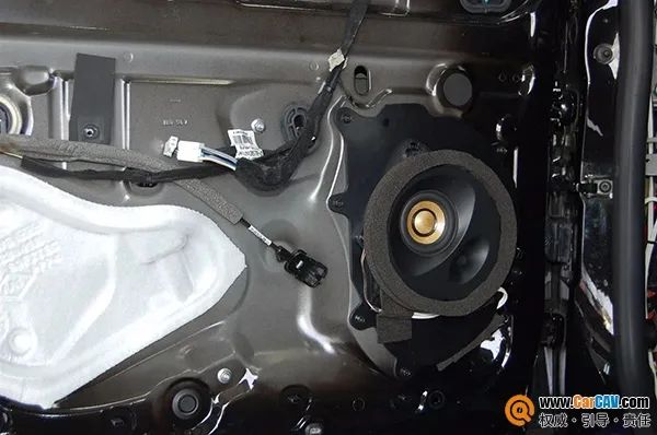 玩儿的就是姿态,玩的就是姿态低趴