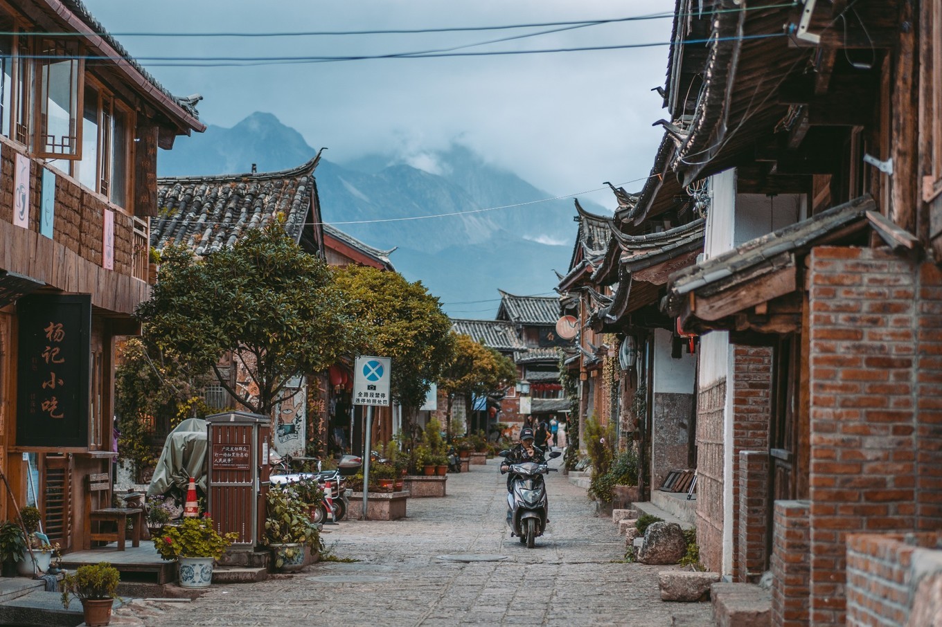 自驾云南滇藏,自驾滇西北旅游