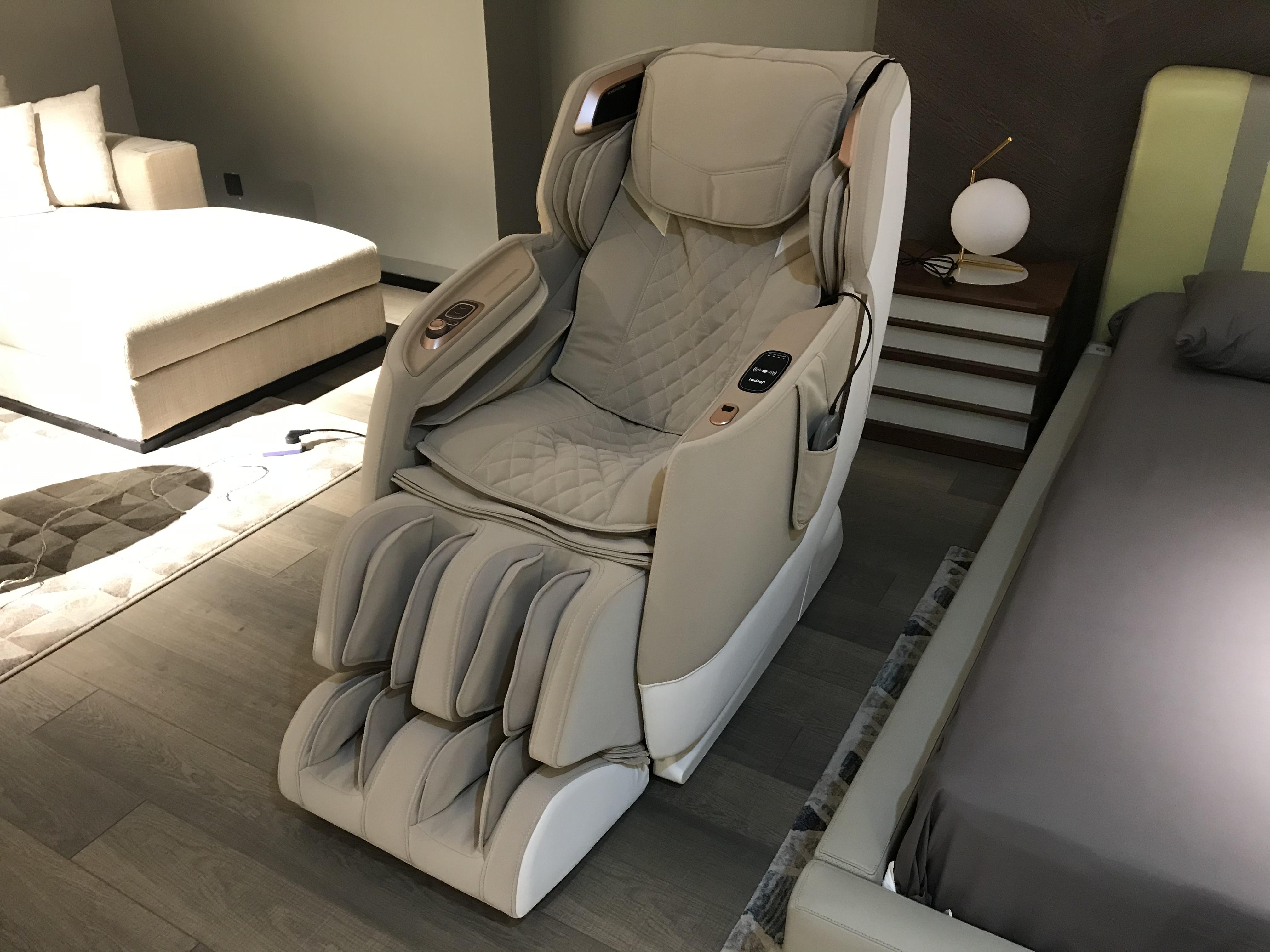 joypal皇爵ai音律按摩椅评测,小米智能ai按摩椅荣泰6610