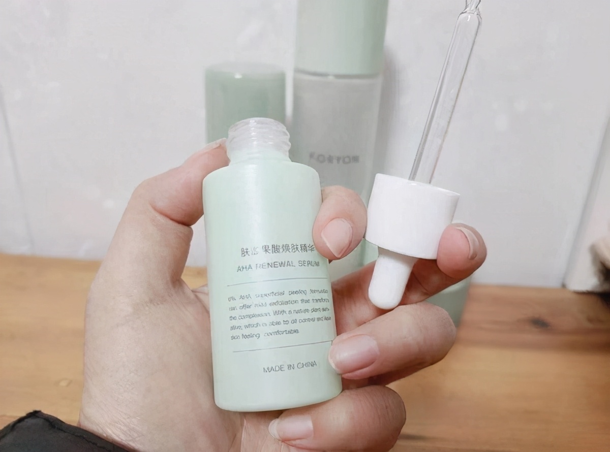 关于刷酸不想烂脸一定要了解这些,刷酸为什么让你的脸越刷越烂