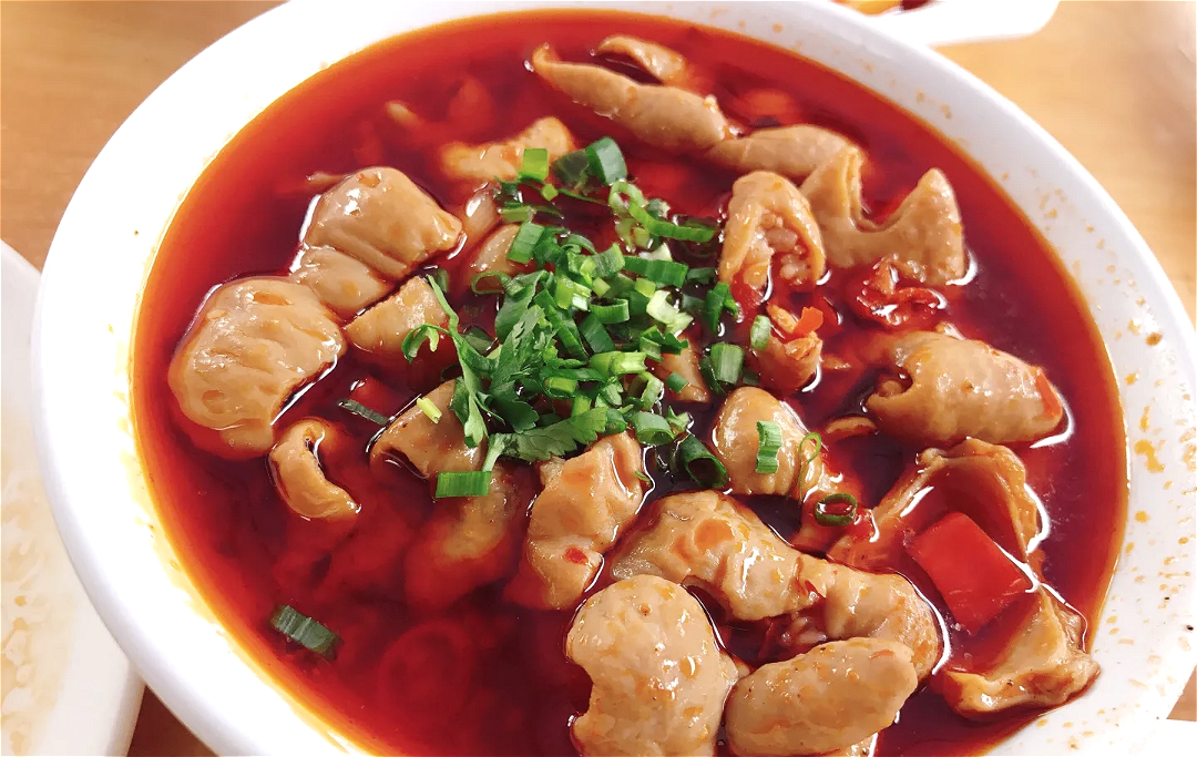 双流华阳最好吃的肥肠,华阳老字号牛杂火锅