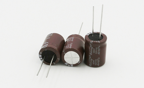 电路中的电容该如何选择,电容电路的基础知识