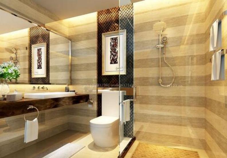 4岁小孩嘴巴突然肿成香肠嘴原因,孩子嘴巴肿得像香肠