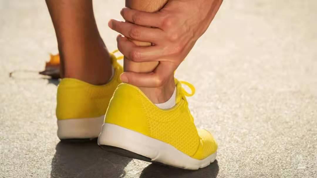 怎样处理锻炼中常见的运动损伤,常见运动损伤的预防和紧急处理