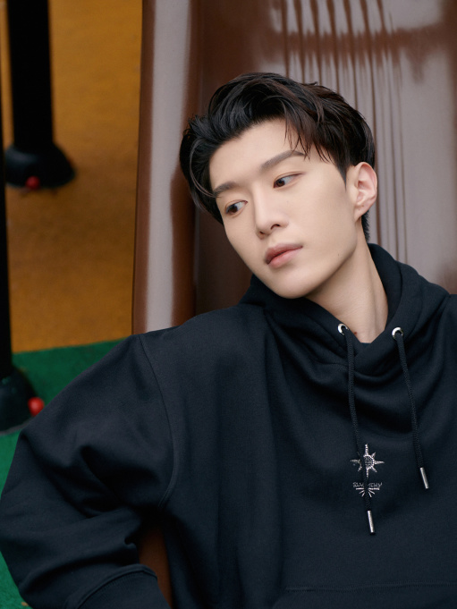 givenchy纪梵希范丞丞,givenchy代言人虞书欣