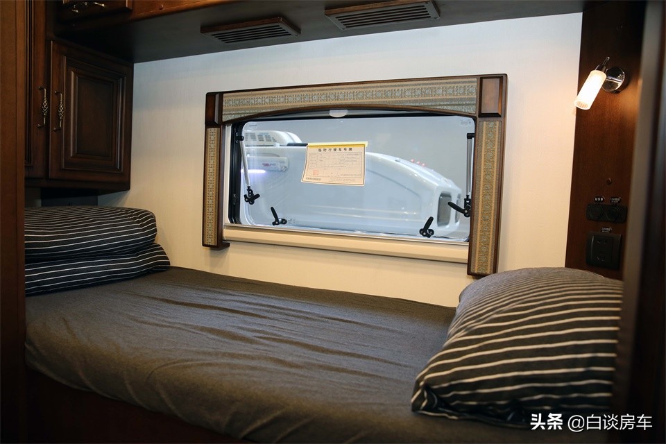 依维柯8at房车驾驶体验,最便宜依维柯8at房车