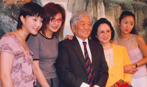 19年前赵薇拍少林足球,琼瑶评价赵薇演少林足球