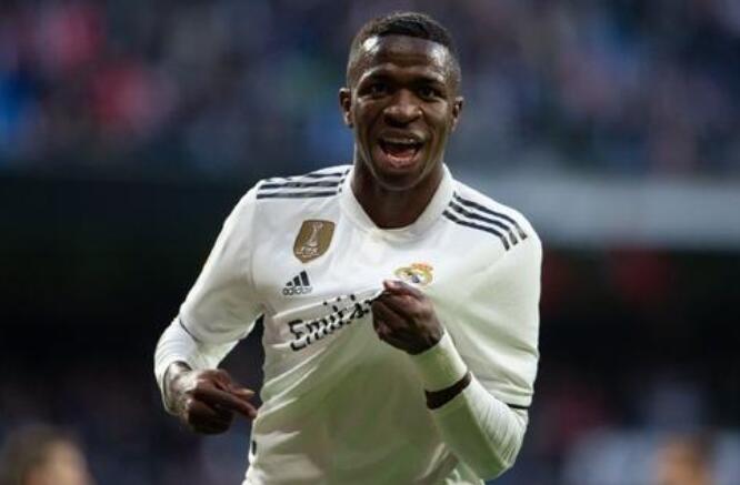 哈兰德荣获欧洲金靴,十大新星哈兰德