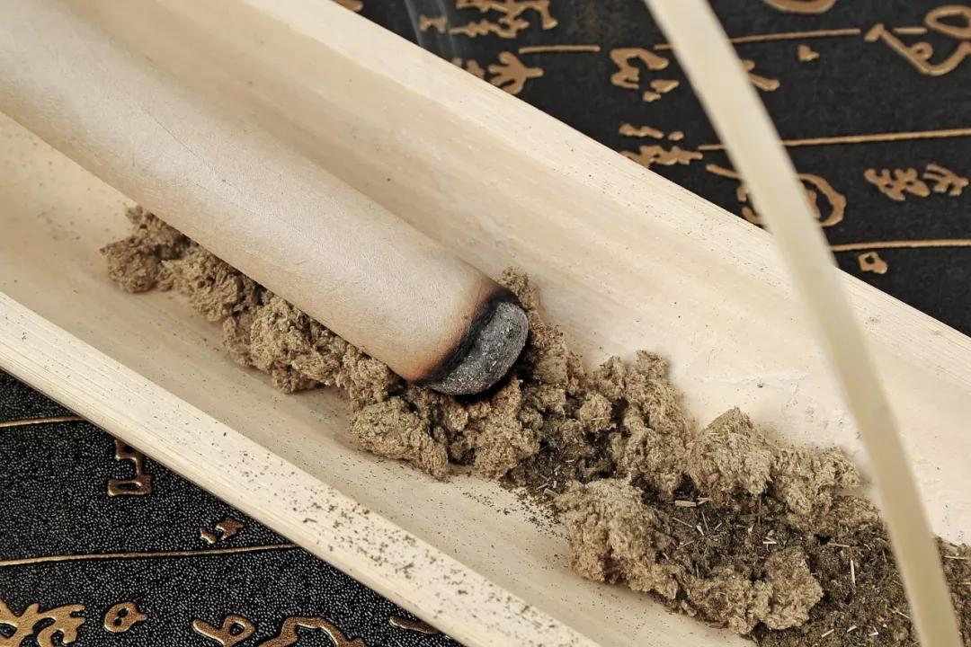 为什么要坚持做艾灸理疗,为什么要做艾灸肩颈呢