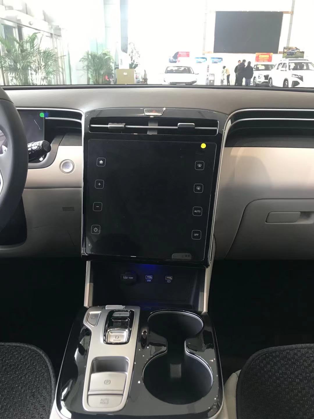 适合中年人开的车suv新能源,适合年轻人的运动suv十几万价位的