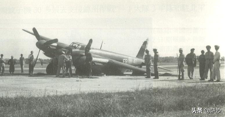 折中国战斗机,折翼战鹰战斗机