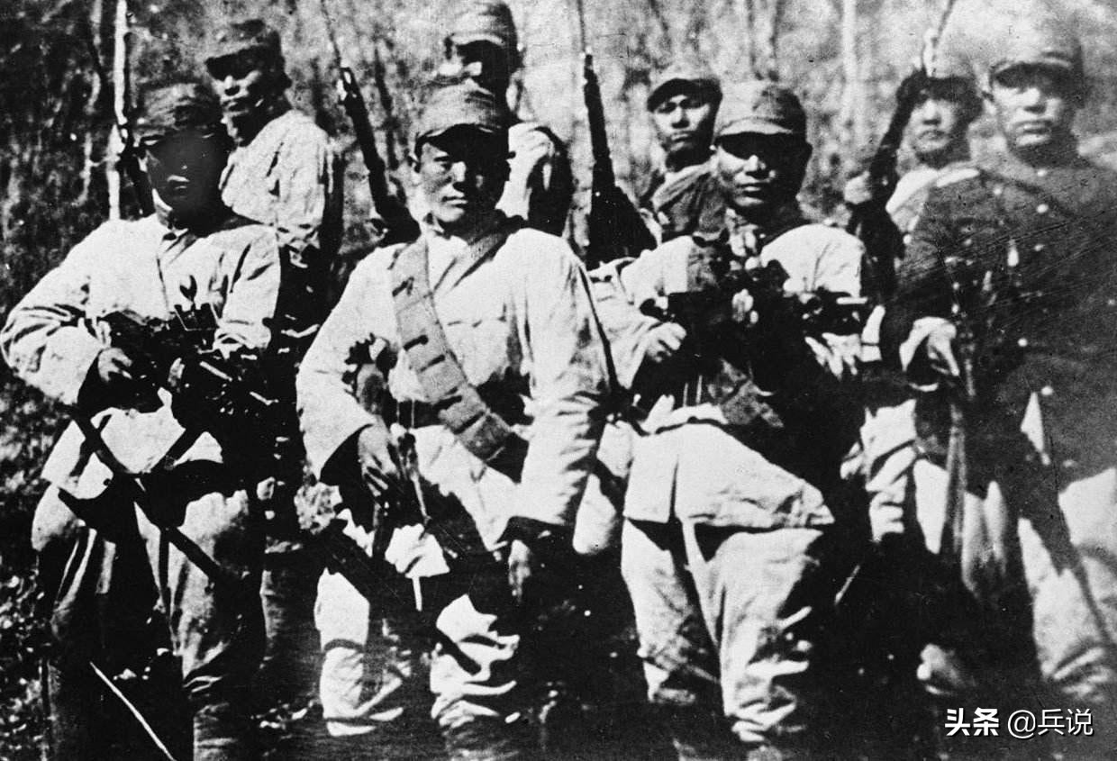 妻抱两岁女，问郎何时归，抗联铁主任：不赶走日本人，不回