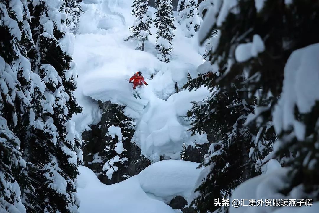 moncler20000走秀羽绒服,moncler羽绒服1952限量款黄色