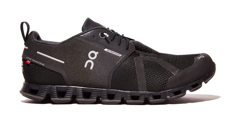 铁三选手很喜欢，穿着上街也时髦，瑞士跑鞋品牌“On”有9款推荐