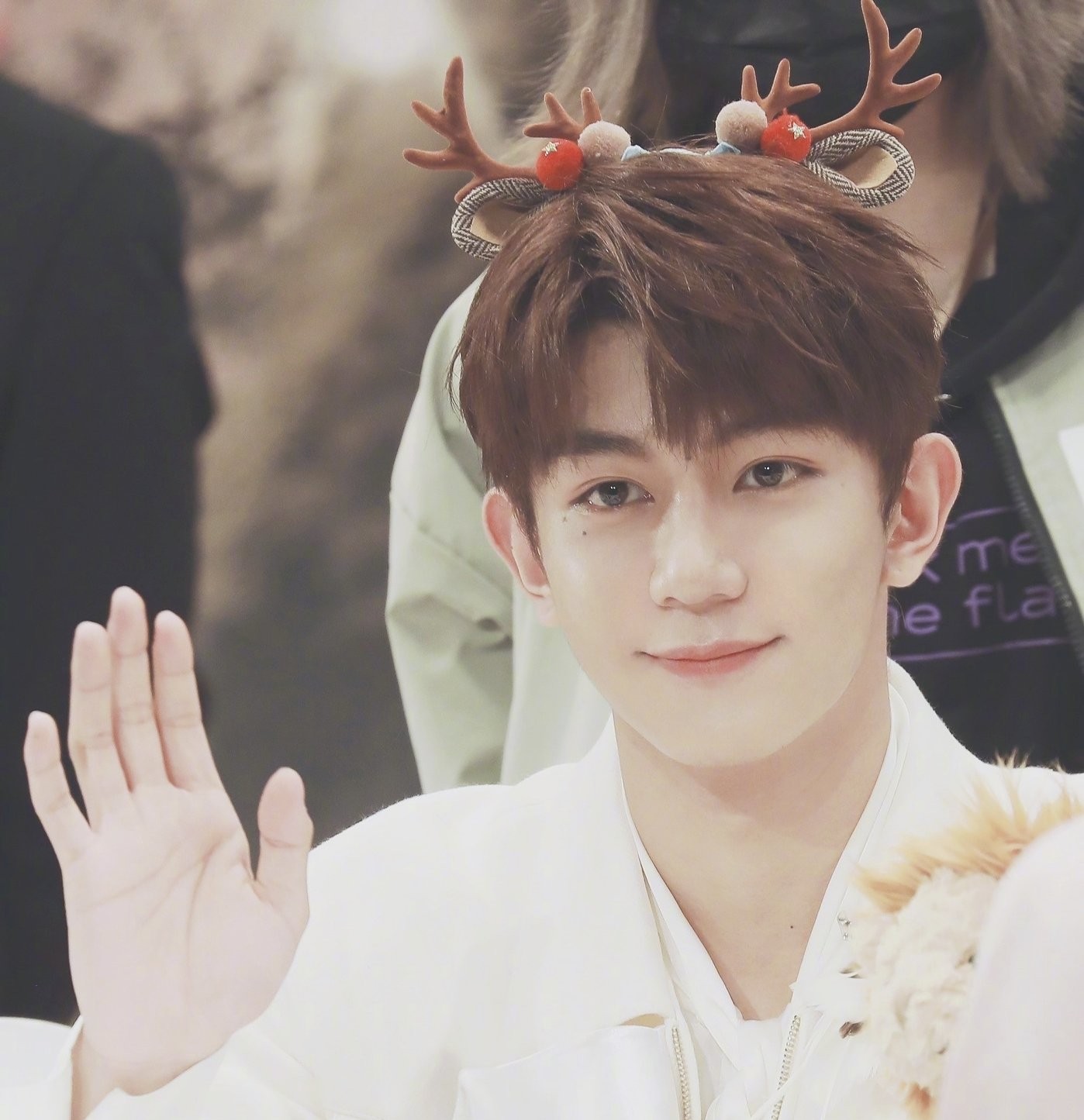 男人谈恋爱说的所有好话,恋爱中的男人夸女人优秀怎么回复