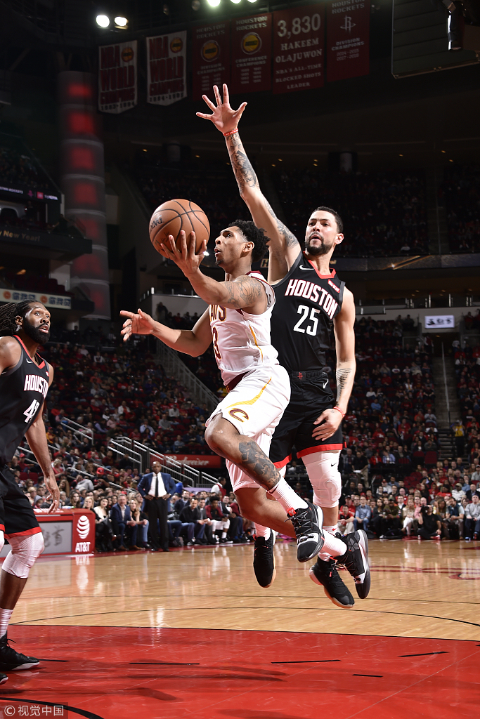 休斯顿火箭主场看比赛,火箭vs凯尔特人哈登进攻犯规