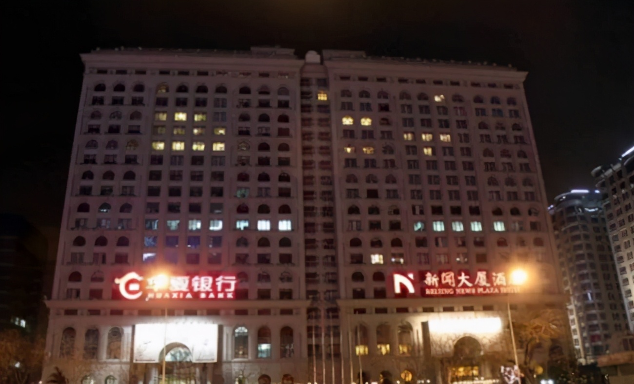 玻尿酸背后的利润有多少 (玻尿酸背后的暴利)