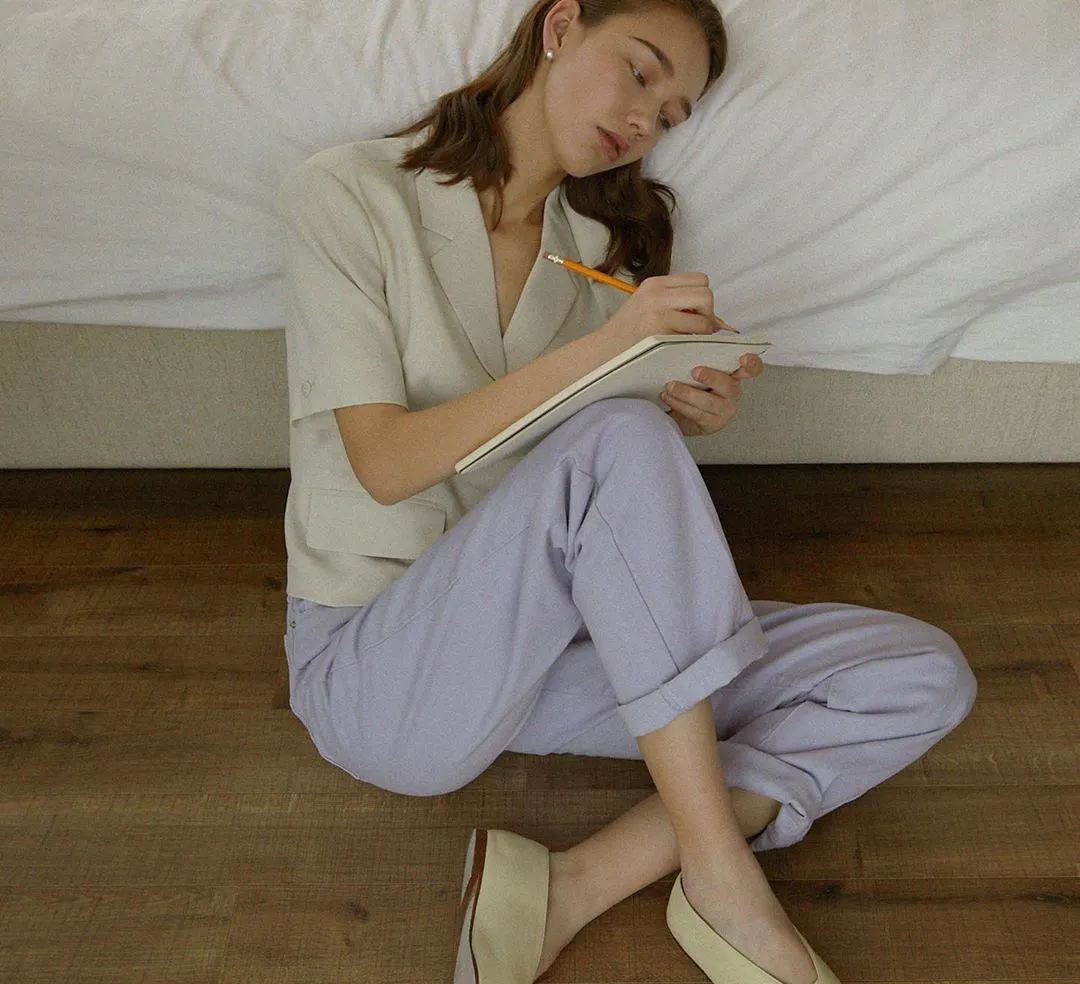 我已经在看夏装了！第一件小短袖从里面挑