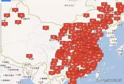 流水的衣服铁打的牛仔裤,流水的时装铁打的模特