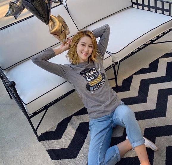 当李嘉欣遇见王祖贤究竟谁更美,香港豪门阔太徐子淇出席珠宝活动