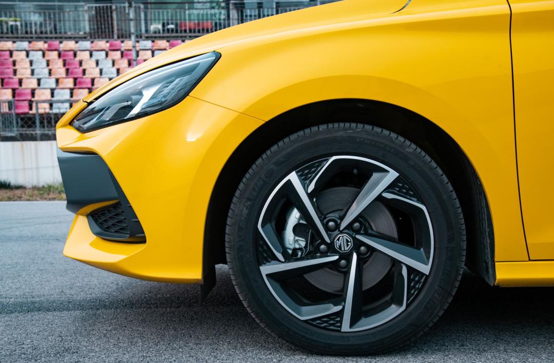 性价比高颜值超高平民轿跑名爵5,10万左右名爵5