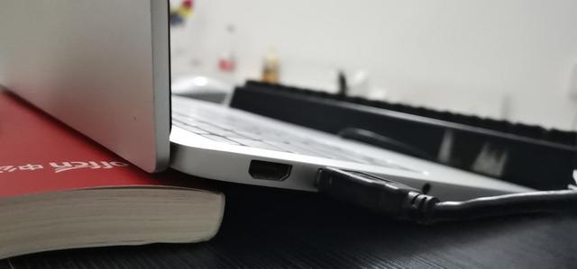 笔记本能用水冷散热器吗,笔记本为什么不需要散热器