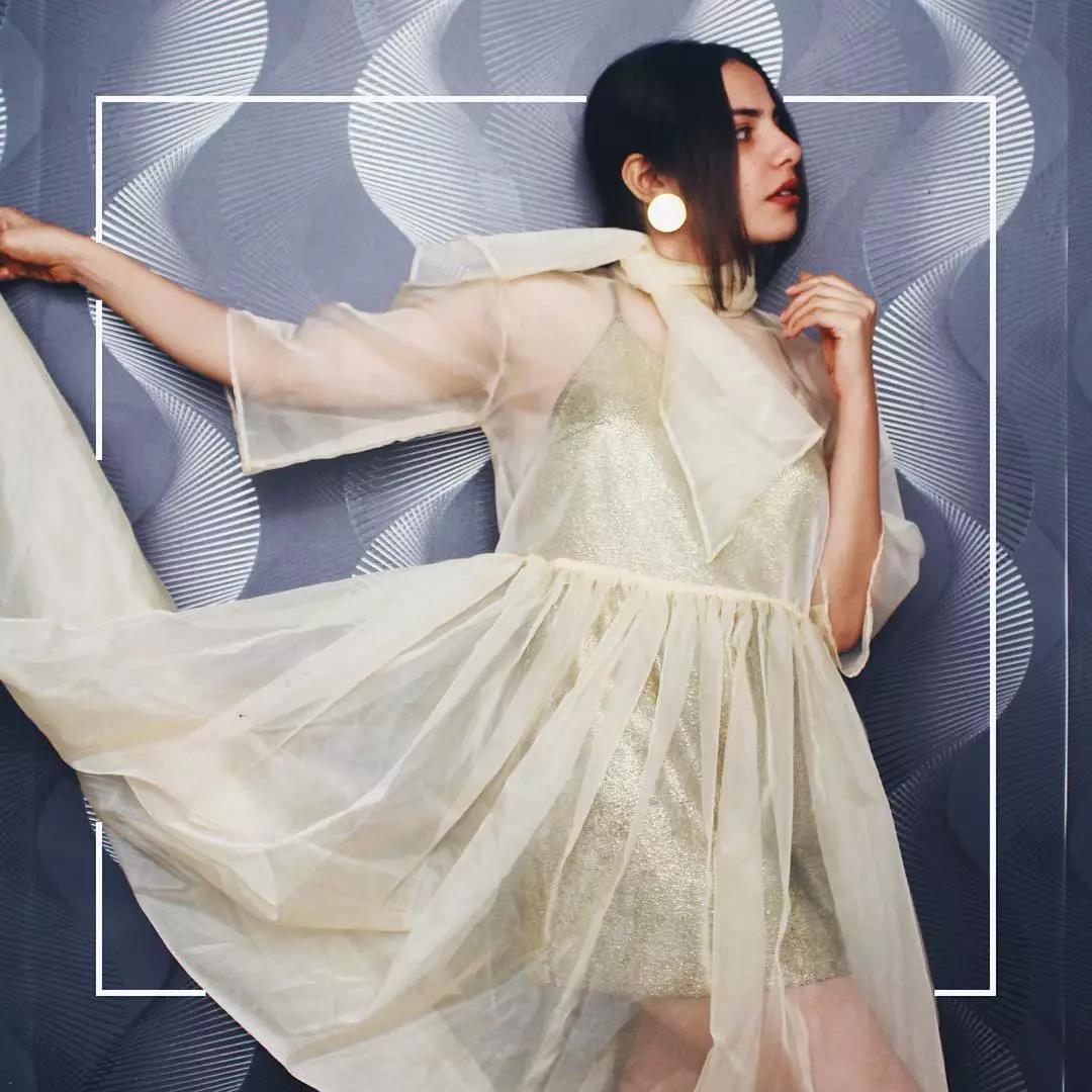 欧根纱真丝内搭,古典优雅型女人穿真丝