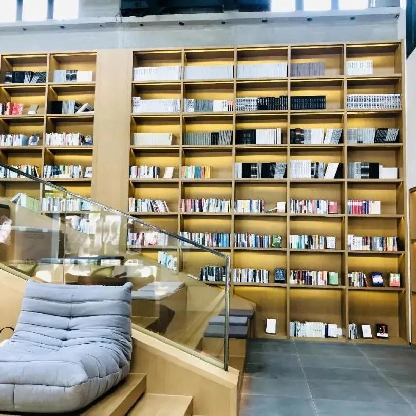 汉阳摩尔城西西弗书店,武汉必打卡的书店