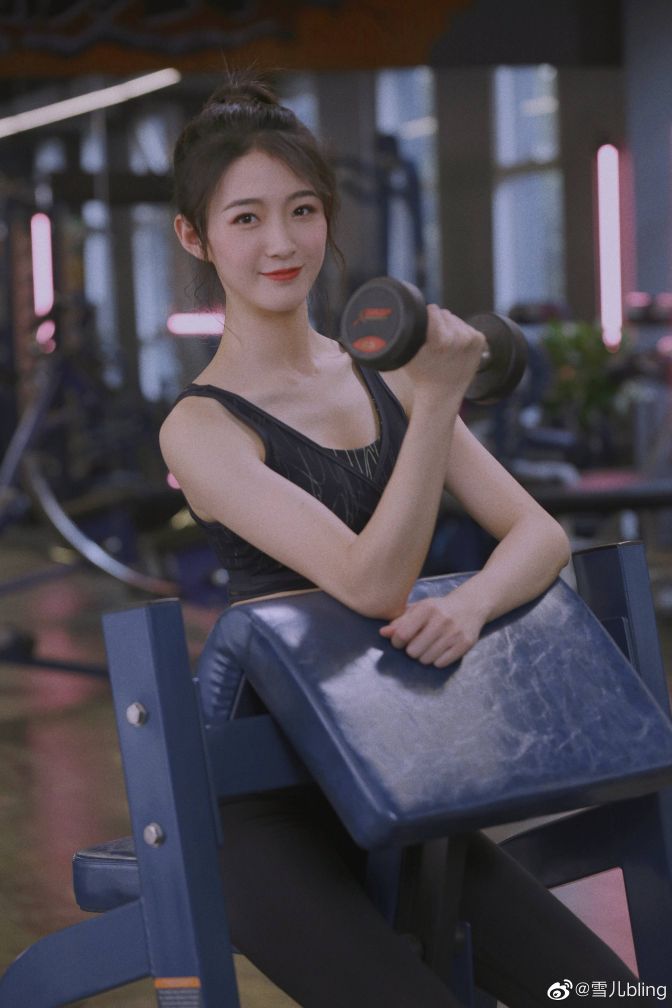 腾讯女主播雪儿身材,腾讯女主播雪儿抖音