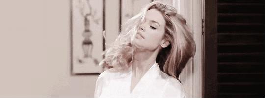 干皮夏季定妆散粉怎么选,适合夏季的定妆喷雾