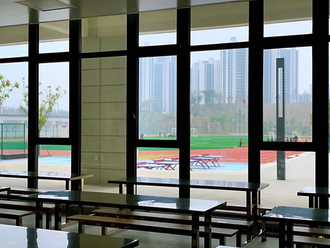 南京外国语仙林分校华侨城小学,南京仙林分校华侨城小学怎么样