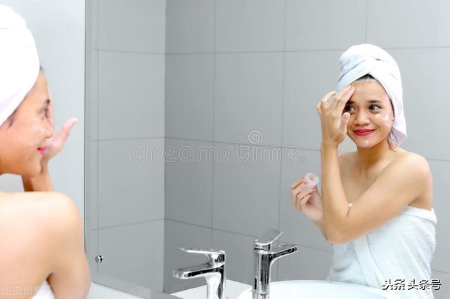 补水保湿面霜的正确使用方法,面霜护肤的正确步骤