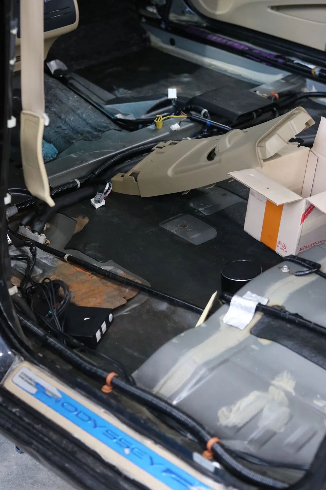 怪兽修车翻新的视频,怪兽修车翻新奥迪q7