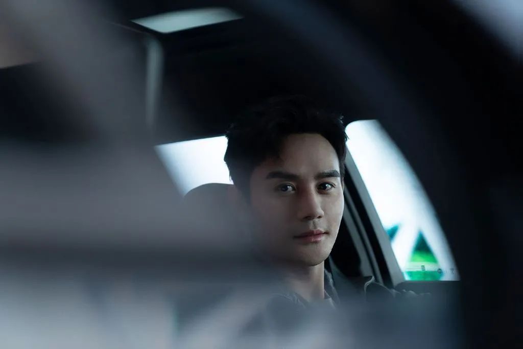 郭小四简介,霸总养成小奶狗