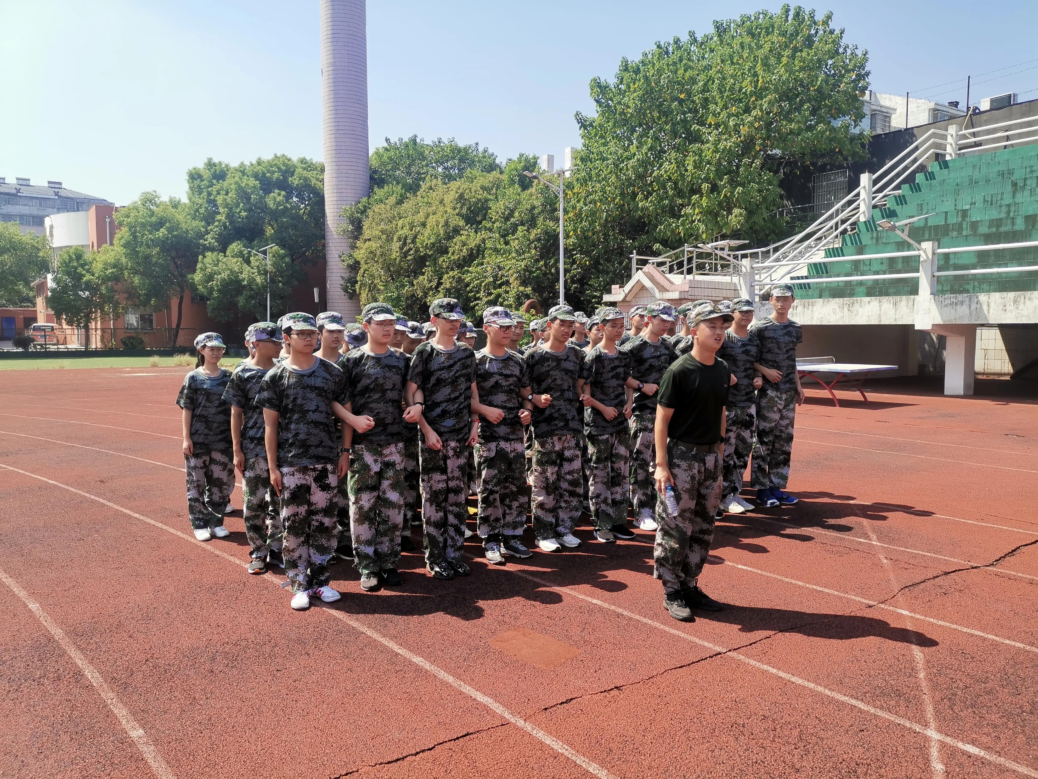 军训分列式日记,红五连战士的感悟