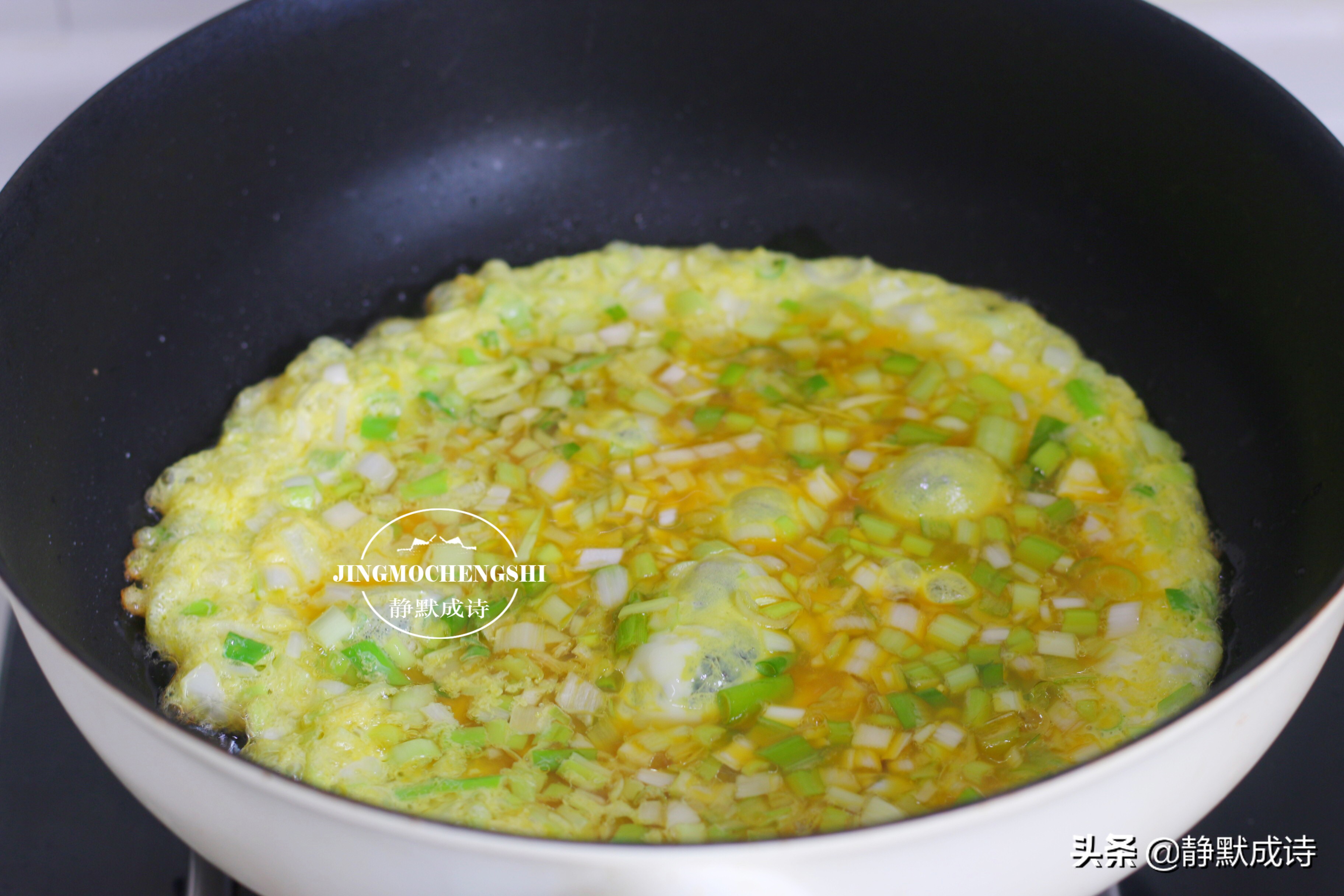 我家的鸡下蛋了搞笑视频,我家的鸡下蛋