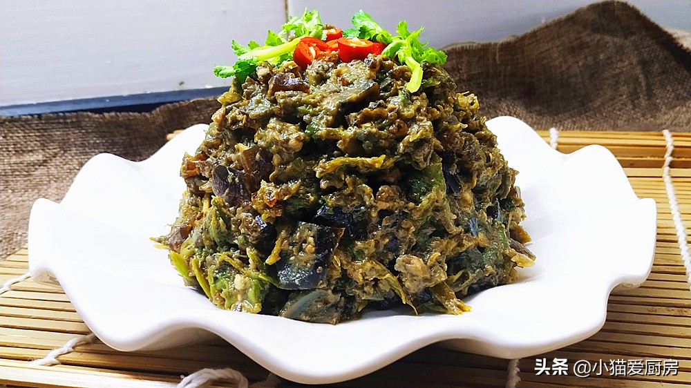 好吃又下饭的擂辣椒皮蛋测评,擂辣椒皮蛋超辣