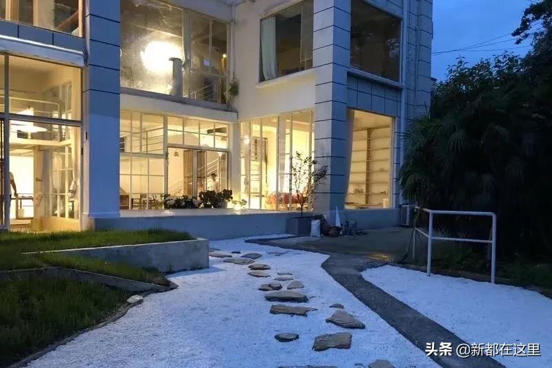 周末新都耍了一圈，朋友都以为我出了趟国