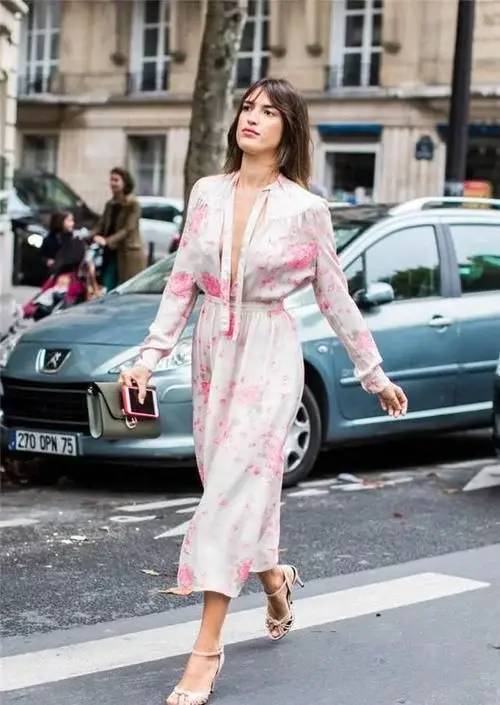 半身法式碎花裙怎么搭配好看,法式碎花裙搭配图片大全