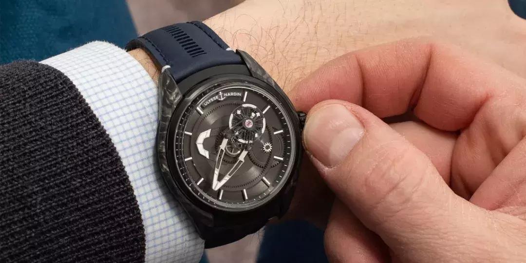 腕表盘点六款烂大街的手表,稀奇古怪的十款手表品牌