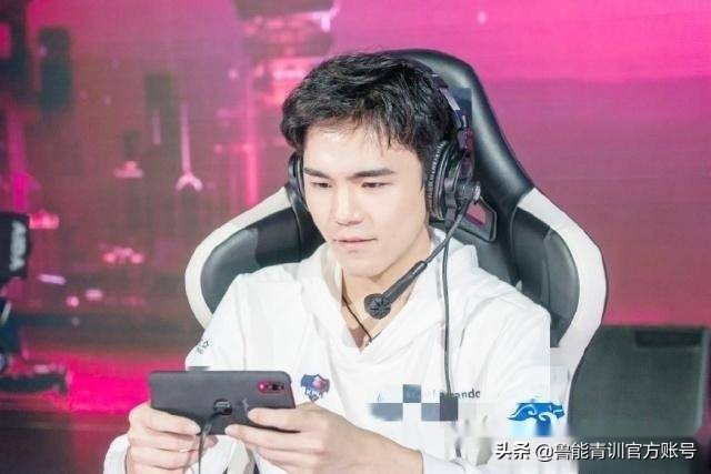 lol青训经历,lol青训的真实现状