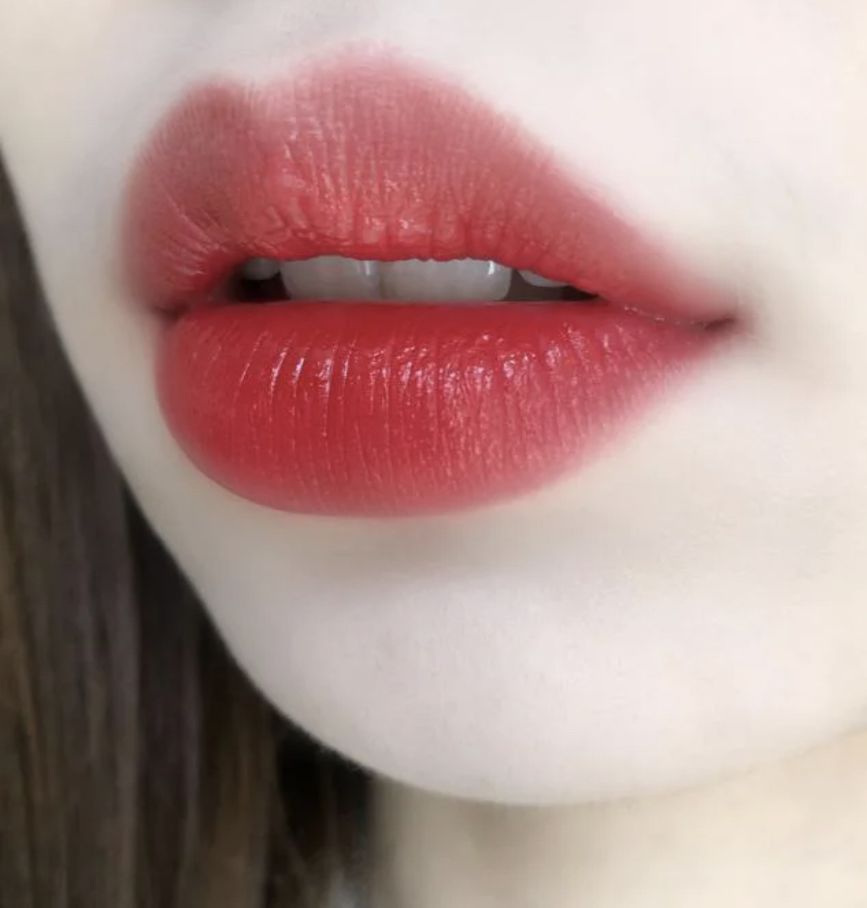 405阿玛尼口红黄黑皮,黄皮口红阿玛尼110