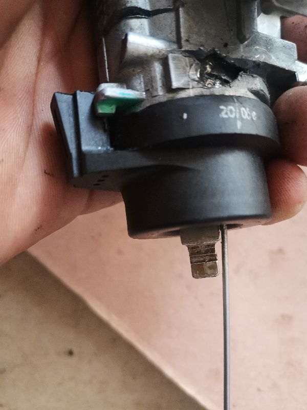 大众速腾钥匙锁座更换视频,大众速腾车遥控器钥匙改装外壳