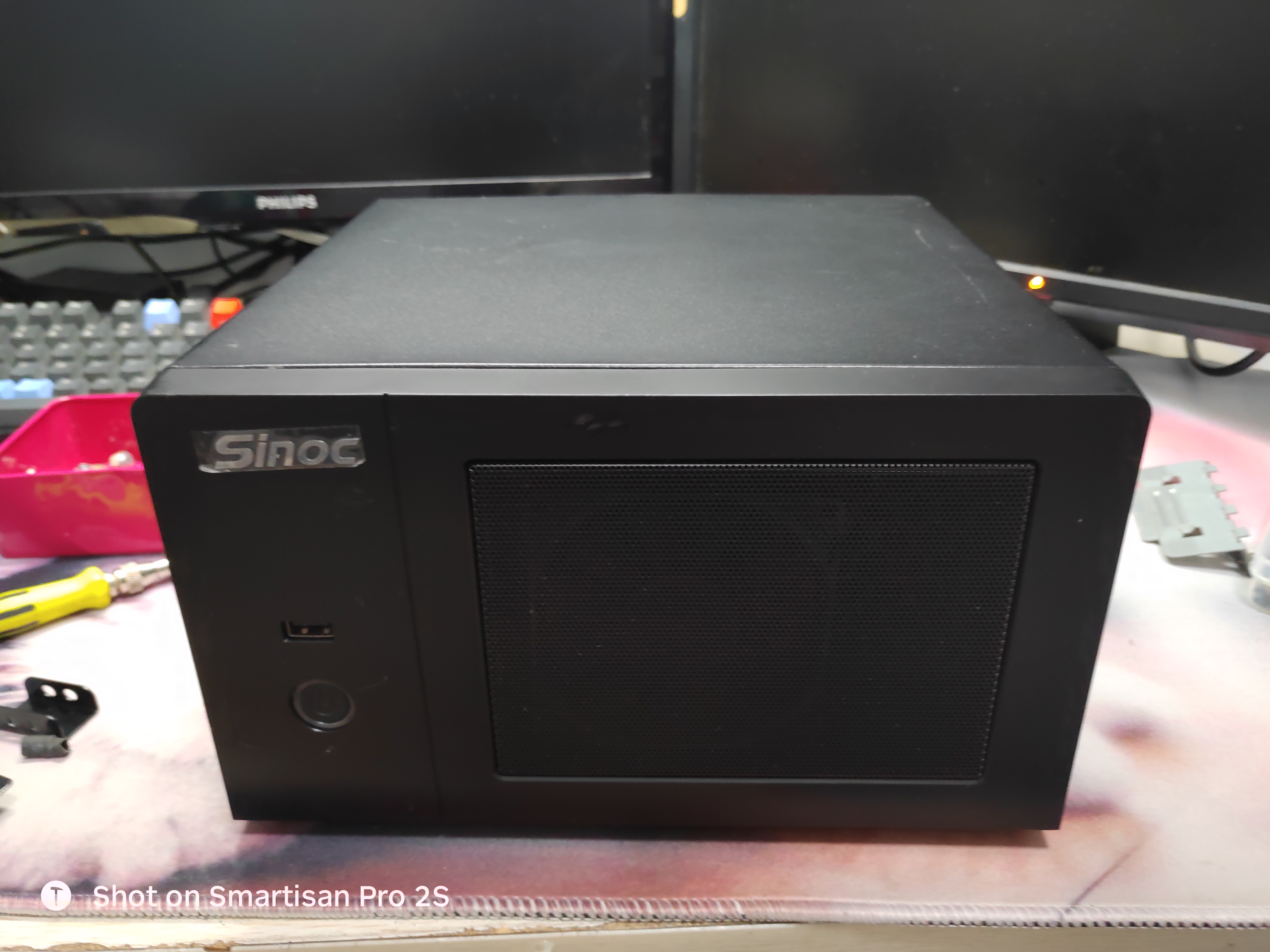 日常捡垃圾：60块包邮sinoc小机箱送电源和音响，真香？