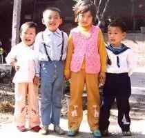 曾经这种衣服在焦作人手一件，穿过的都老了